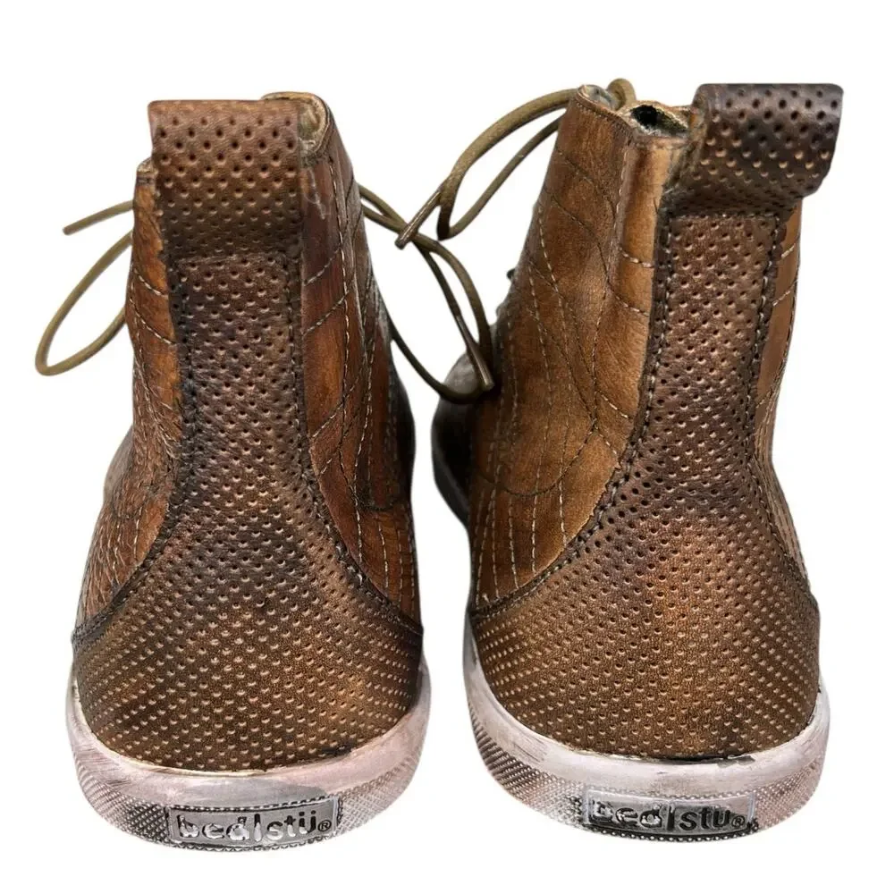 Bed Stu Men’s Raylan Hi Top Distressed Brown Chukka Boot Size US 10.5